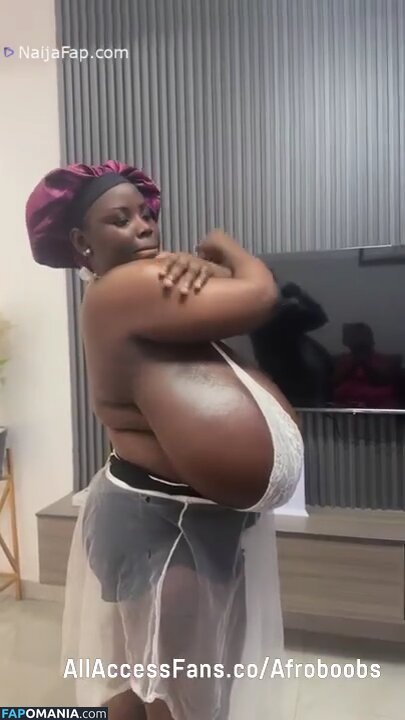 Busty Vivian / official_busty_vivian Nu OnlyFans  Foto vazada #1