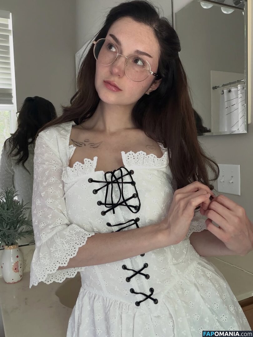 Busy B Asmr / busybasmr Nu OnlyFans  Foto vazada #1044
