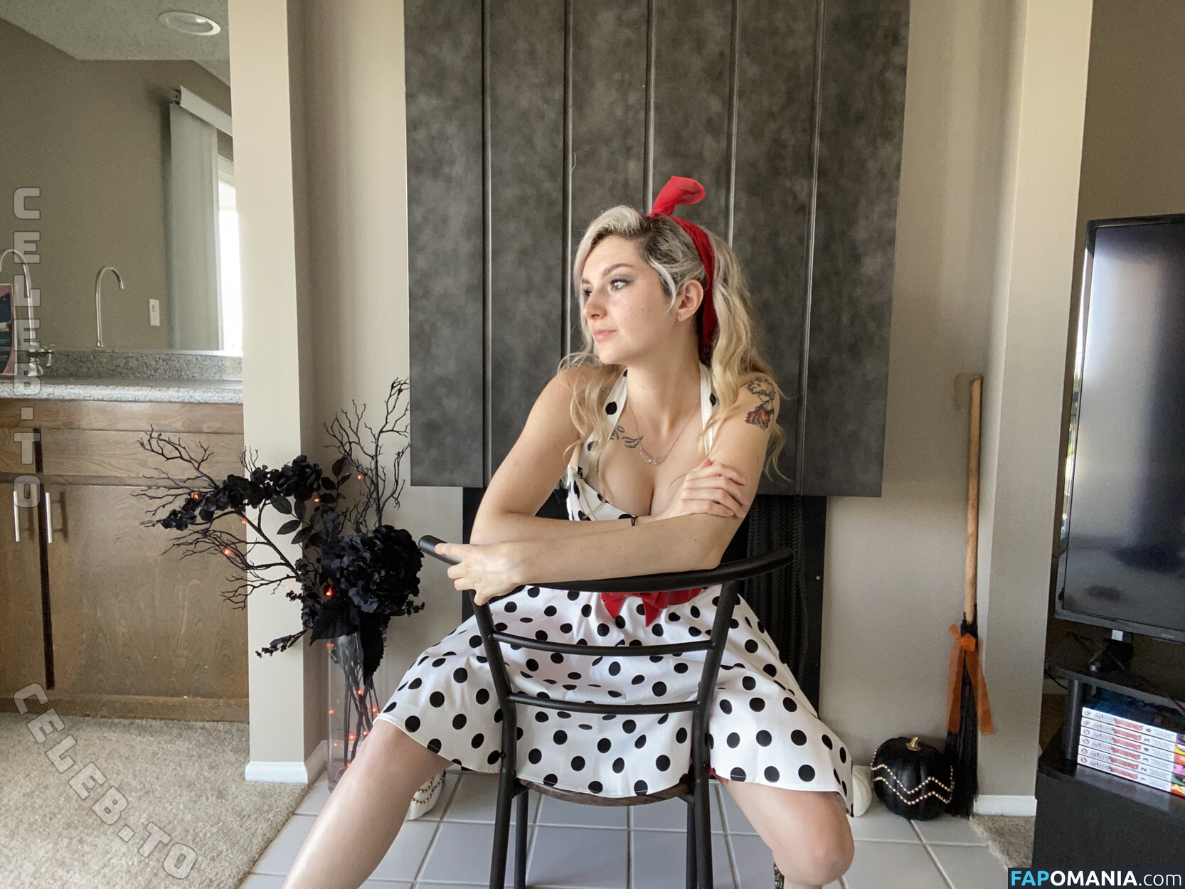 Busy B Asmr / busybasmr Nu OnlyFans  Foto vazada #1067