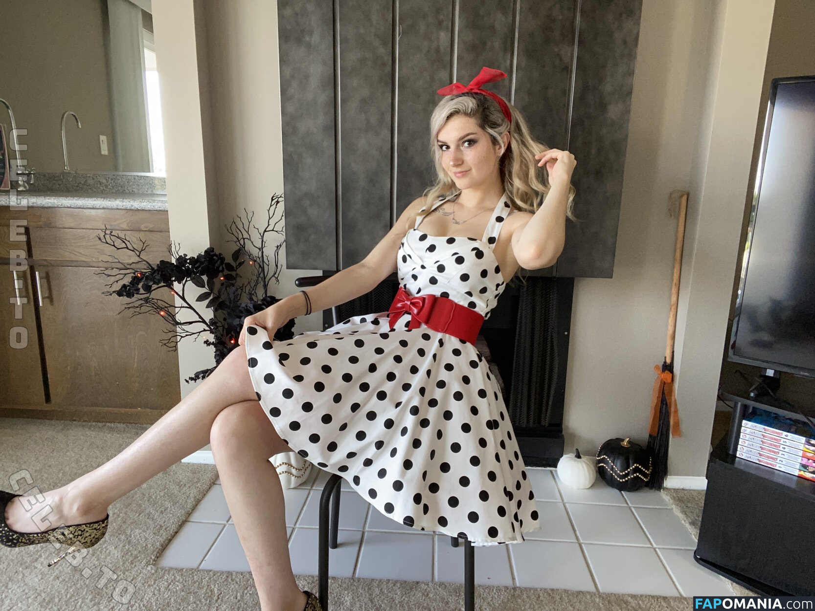 Busy B Asmr / busybasmr Nu OnlyFans  Foto vazada #1071