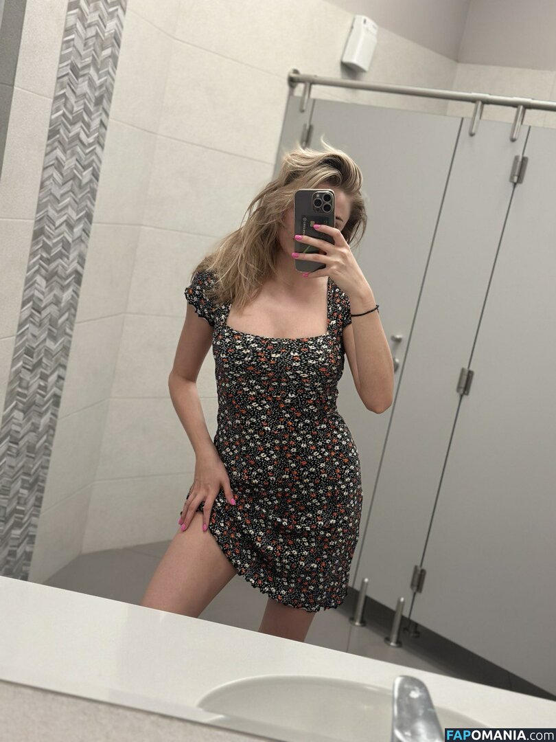 busya18 / busya18plus Nu OnlyFans  Foto vazada #391