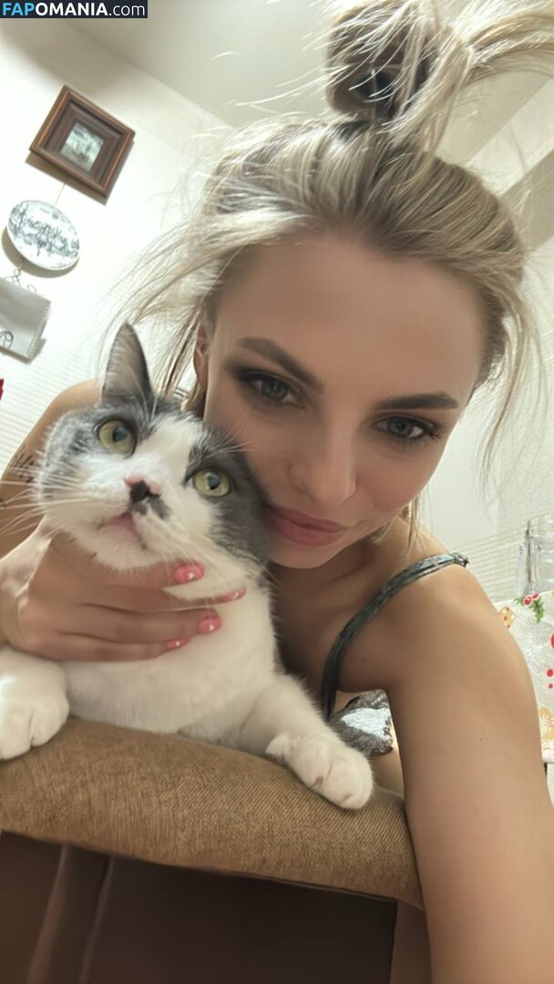 busya18 / busya18plus Nu OnlyFans  Foto vazada #482