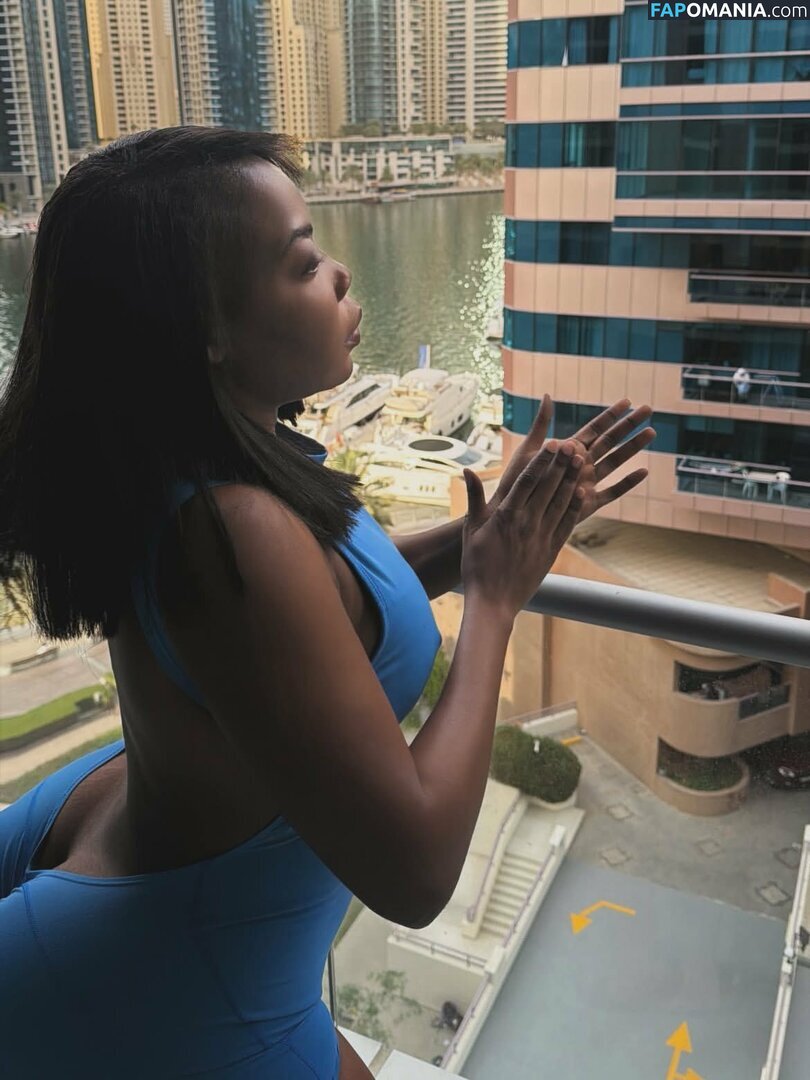 Butterscotch_Ug / butterassspread / butterscotchh Nu OnlyFans  Foto vazada #2