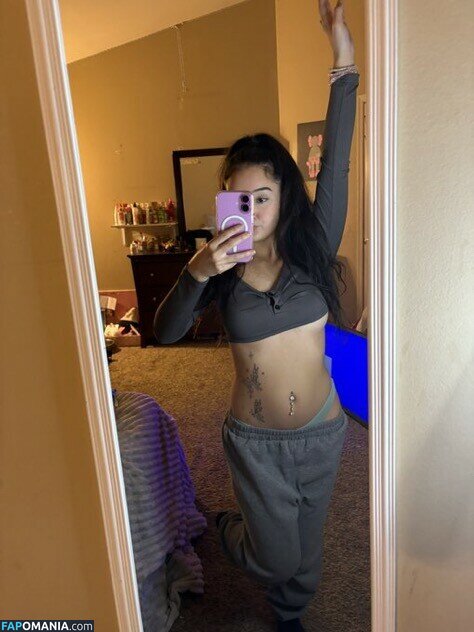 bxbypyx / xoprxtty Nu OnlyFans  Foto vazada #1