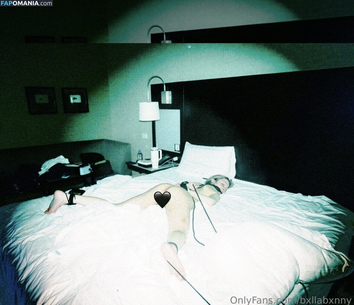 Bxllabxnny / allie_barr25 Nu OnlyFans  Foto vazada #3
