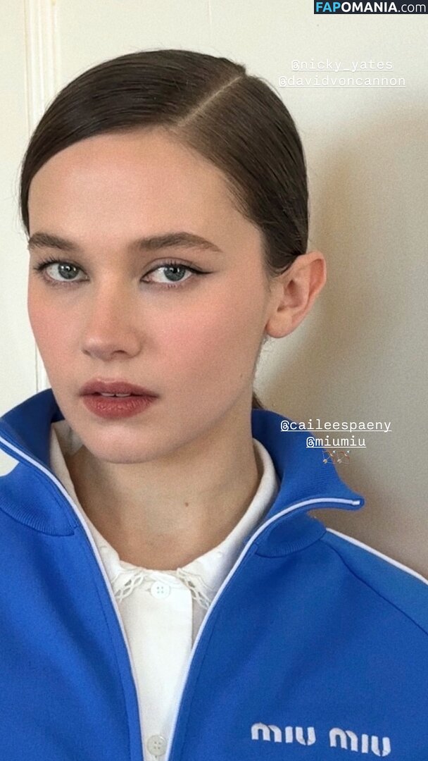 Cailee Spaeny / caileespaeny Nu OnlyFans  Foto vazada #292