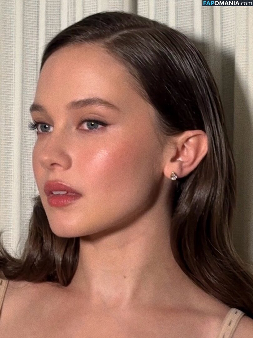 Cailee Spaeny / caileespaeny Nu OnlyFans  Foto vazada #293