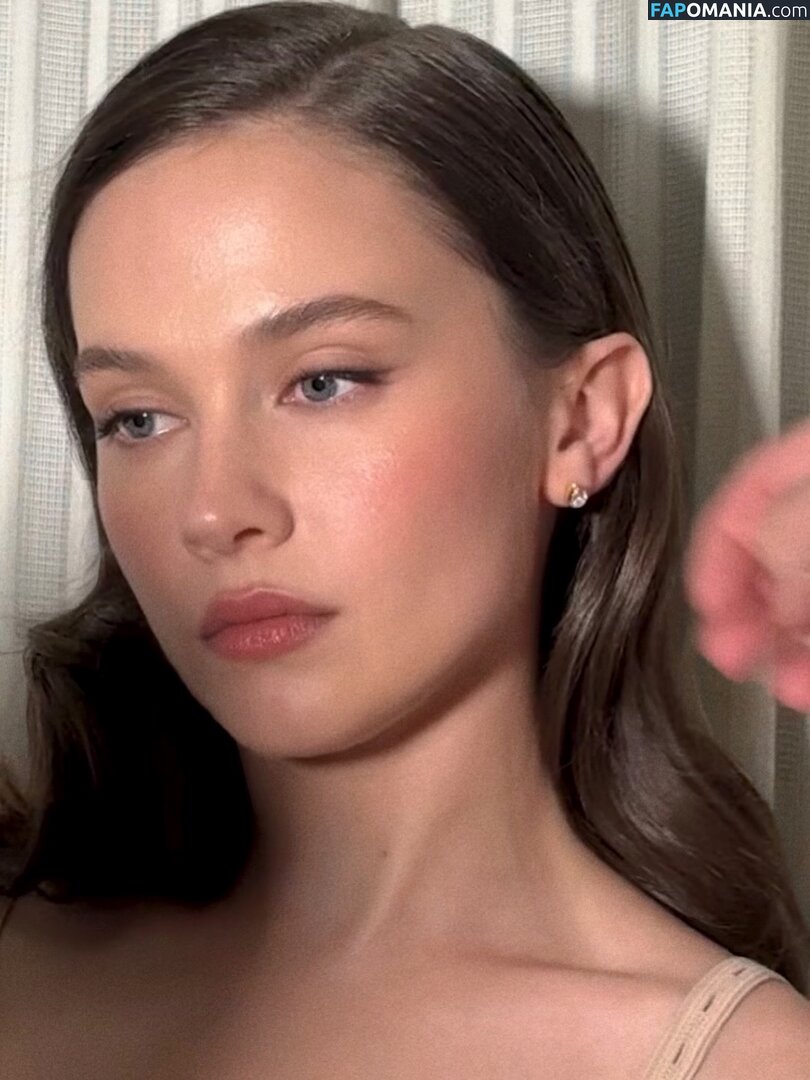 Cailee Spaeny / caileespaeny Nu OnlyFans  Foto vazada #294