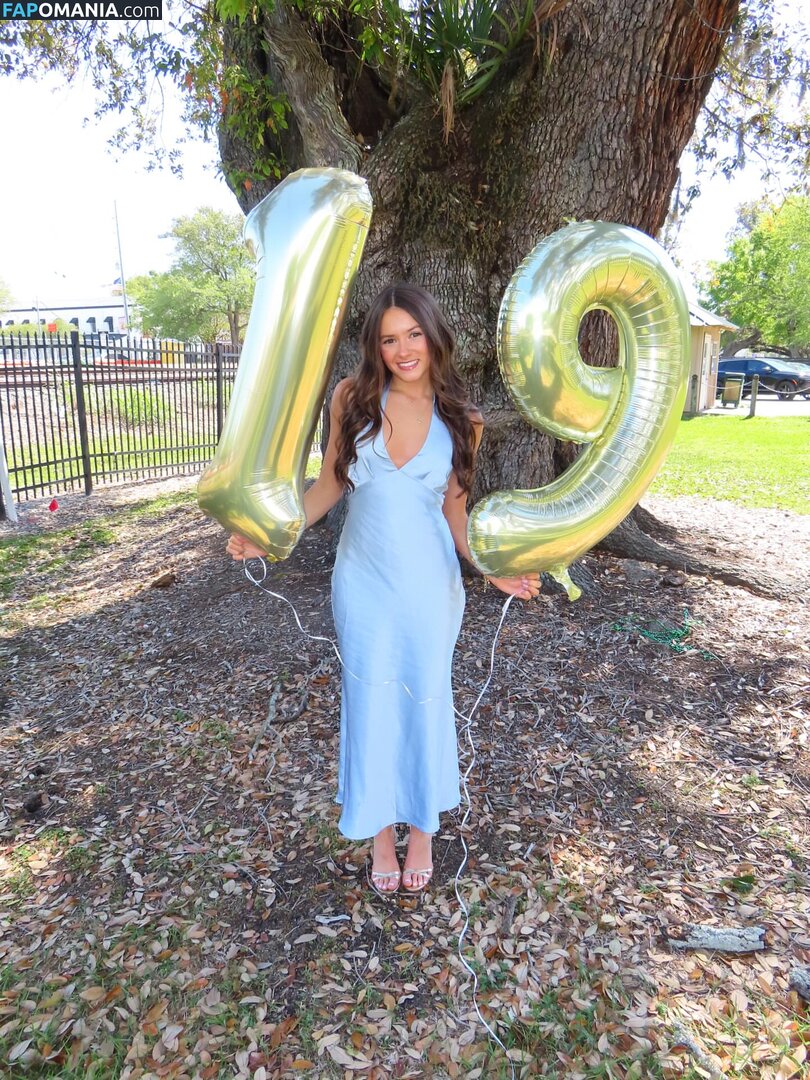 Cailey Presley Fleming / caileypresleyfleming Nu OnlyFans  Foto vazada #13