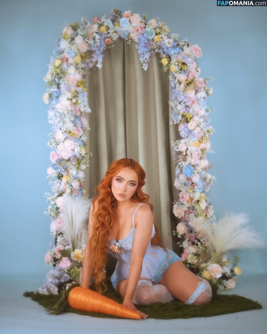 Caitchristinee / Caitlin Christine / caitlinchristinee Nu OnlyFans  Foto vazada #1