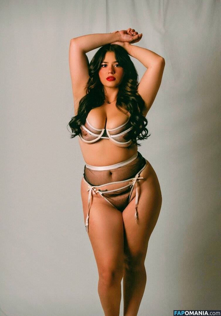 Calllherlo / TheLaurax Nu OnlyFans  Foto vazada #11