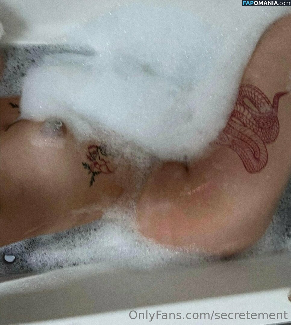 camillebrx__ / secretement Nu OnlyFans  Foto vazada #3