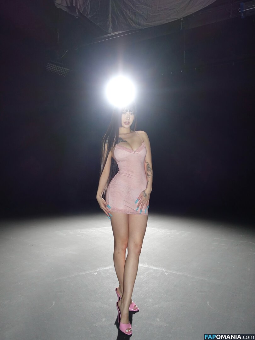 camocashy / camokr / https: Nu OnlyFans  Foto vazada #16