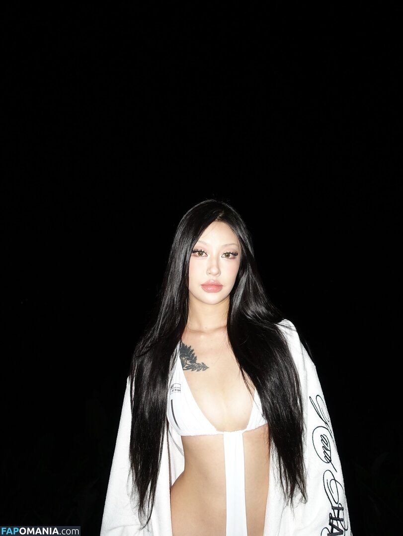 camocashy / camokr / https: Nu OnlyFans  Foto vazada #18