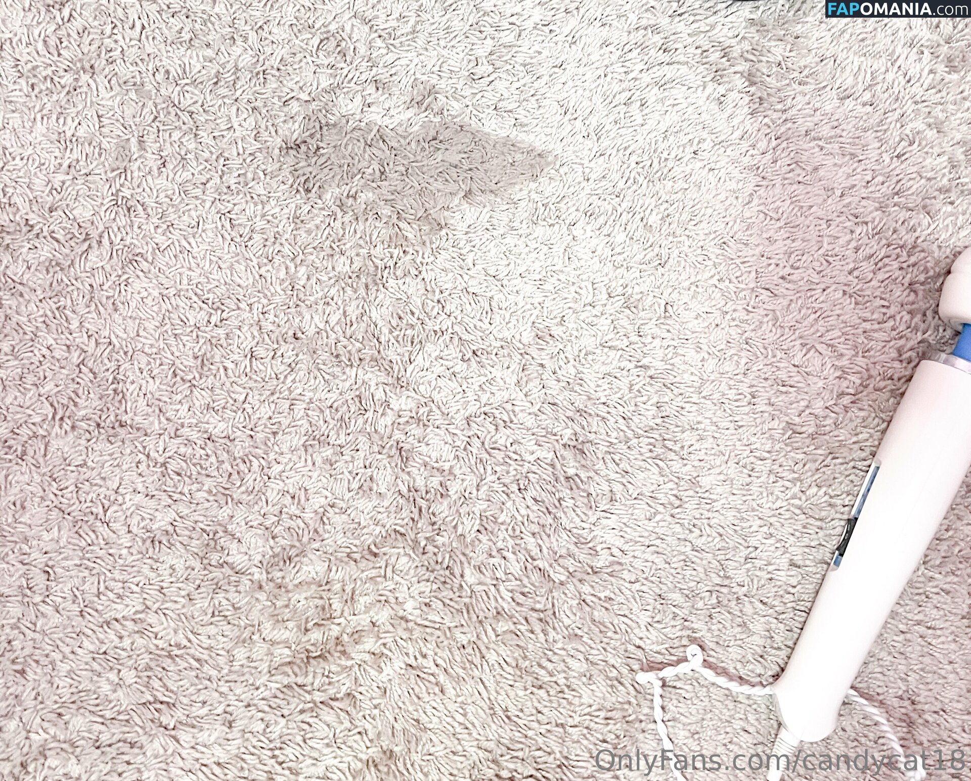 candycat1623 / candycat18 Nu OnlyFans  Foto vazada #3