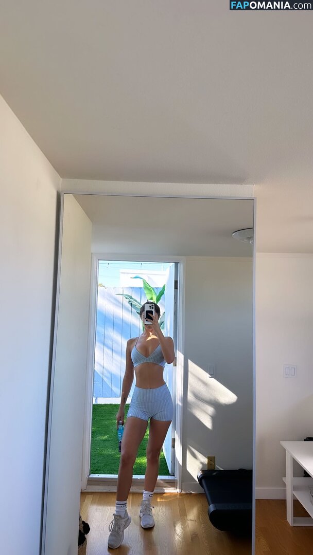 Carmella Rose / carmellarose Nu OnlyFans  Foto vazada #2