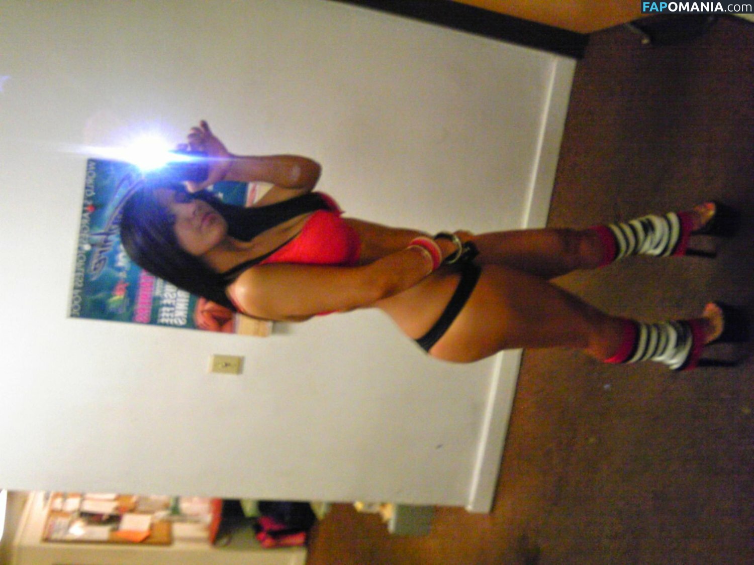 Carol / c.a.r.o.l.b / carolhot69 / carolinnx Nu OnlyFans  Foto vazada #26