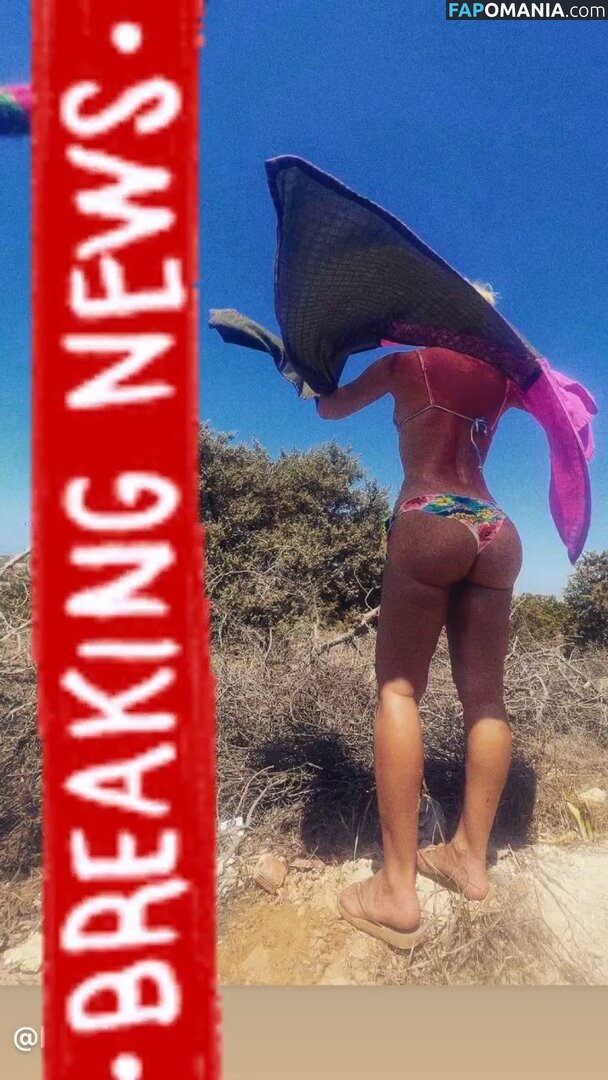 Carolina Dieckmann / loracarola Nu OnlyFans  Foto vazada #2
