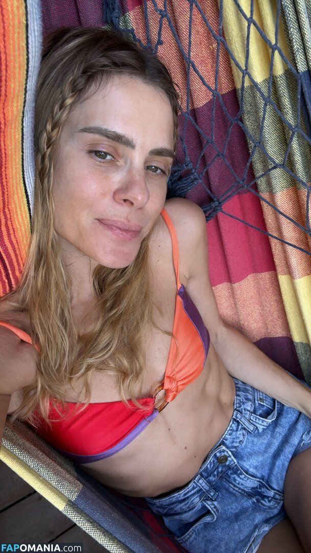 Carolina Dieckmann / loracarola Nu OnlyFans  Foto vazada #13