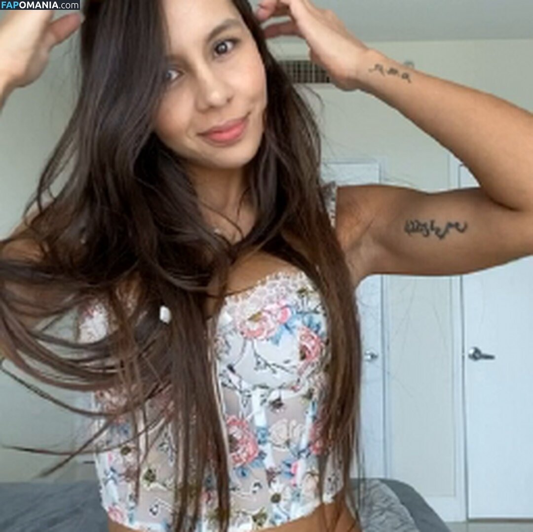 AtenaXXX / Carolina Nieto Restrepo / caroni_re13 Nu OnlyFans  Foto vazada #167