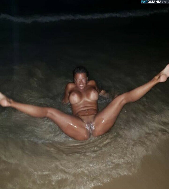 Caroline Öberg / carrooberg Nu OnlyFans  Foto vazada #23