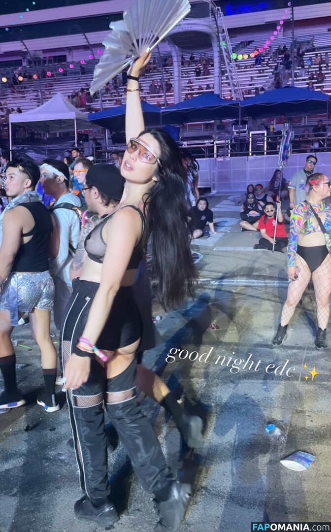 CarolineKwan / carolinekwann Nu OnlyFans  Foto vazada #303