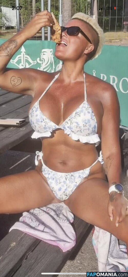 Carro Oberg / carrooberg Nu OnlyFans  Foto vazada #2