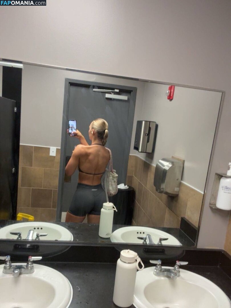 Carys Abbott / carysabbott / caryyss Nu OnlyFans  Foto vazada #1