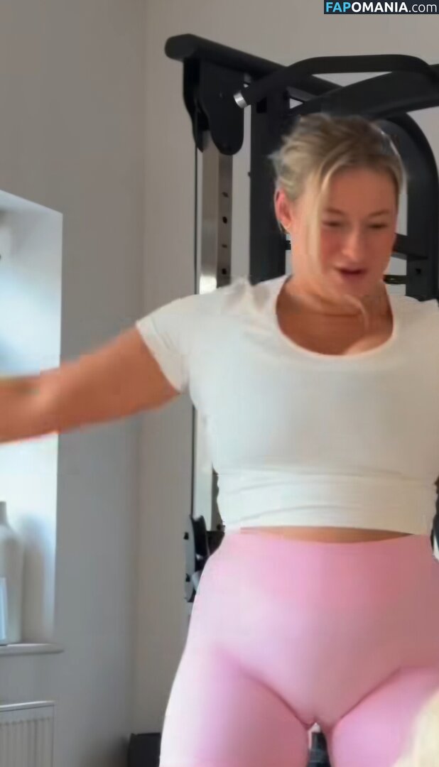 Carys Whittaker / busybeecarys / carys.whittaker Nu OnlyFans  Foto vazada #32