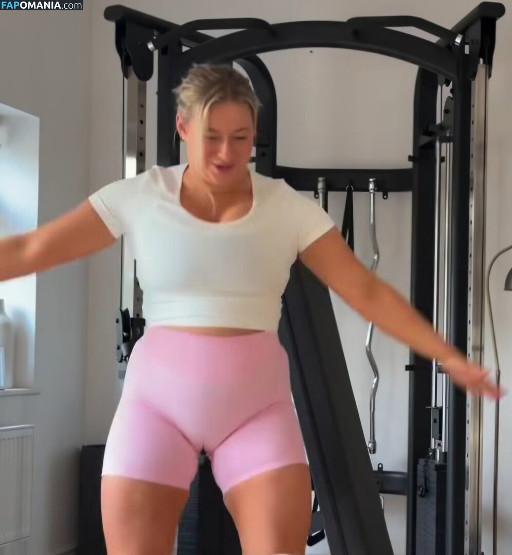 Carys Whittaker / busybeecarys / carys.whittaker Nu OnlyFans  Foto vazada #33