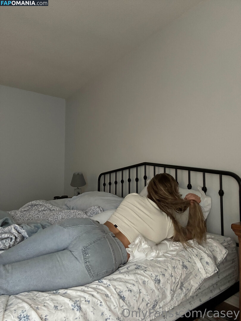 casey / caseyneistat Nu OnlyFans  Foto vazada #35