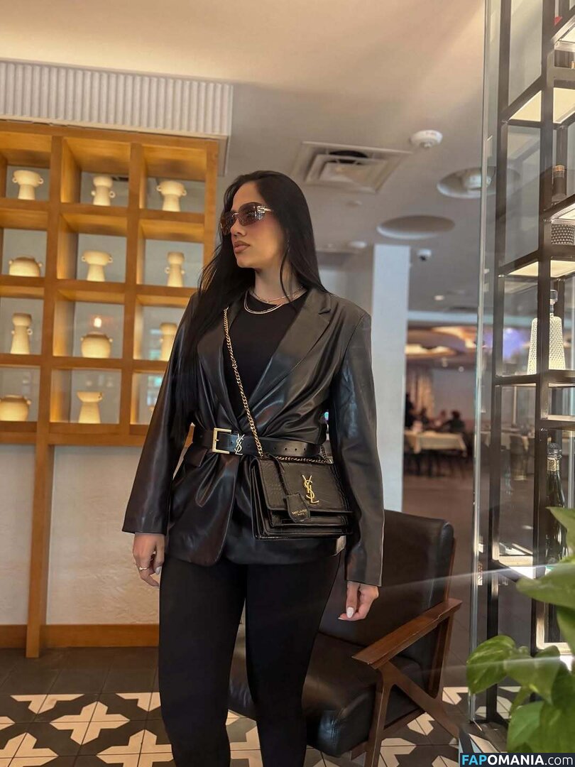 Cecilia Rossell / ceciliarossellhn Nu OnlyFans  Foto vazada #17