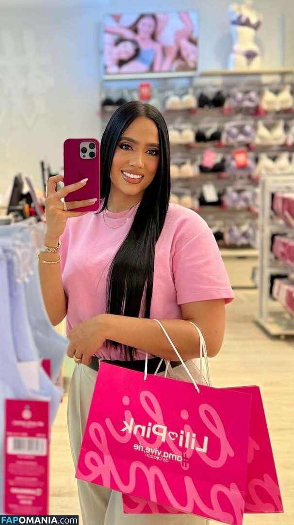 Cecilia Rossell / ceciliarossellhn Nu OnlyFans  Foto vazada #19