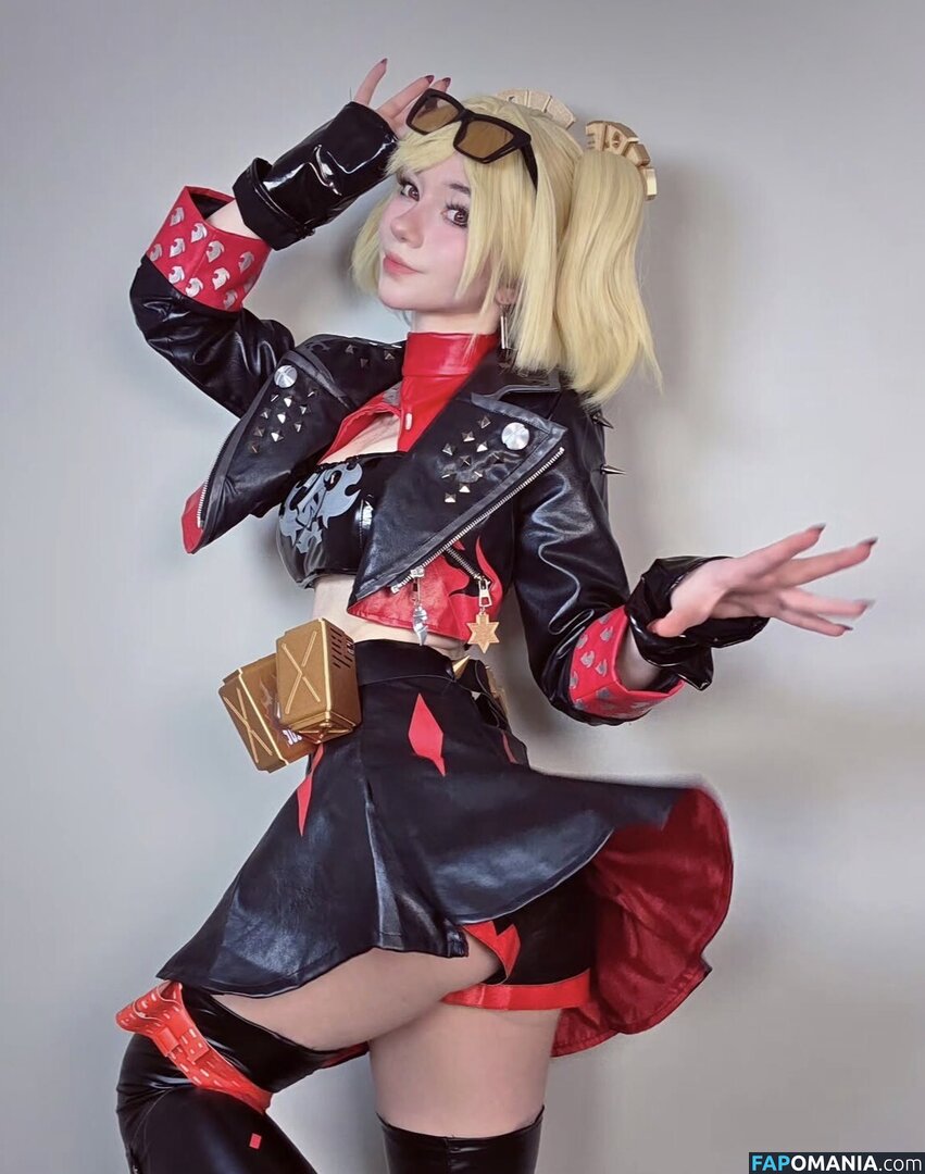 Celebi / Celebi.cos / CelebiCosplays / https: Nu OnlyFans  Foto vazada #74