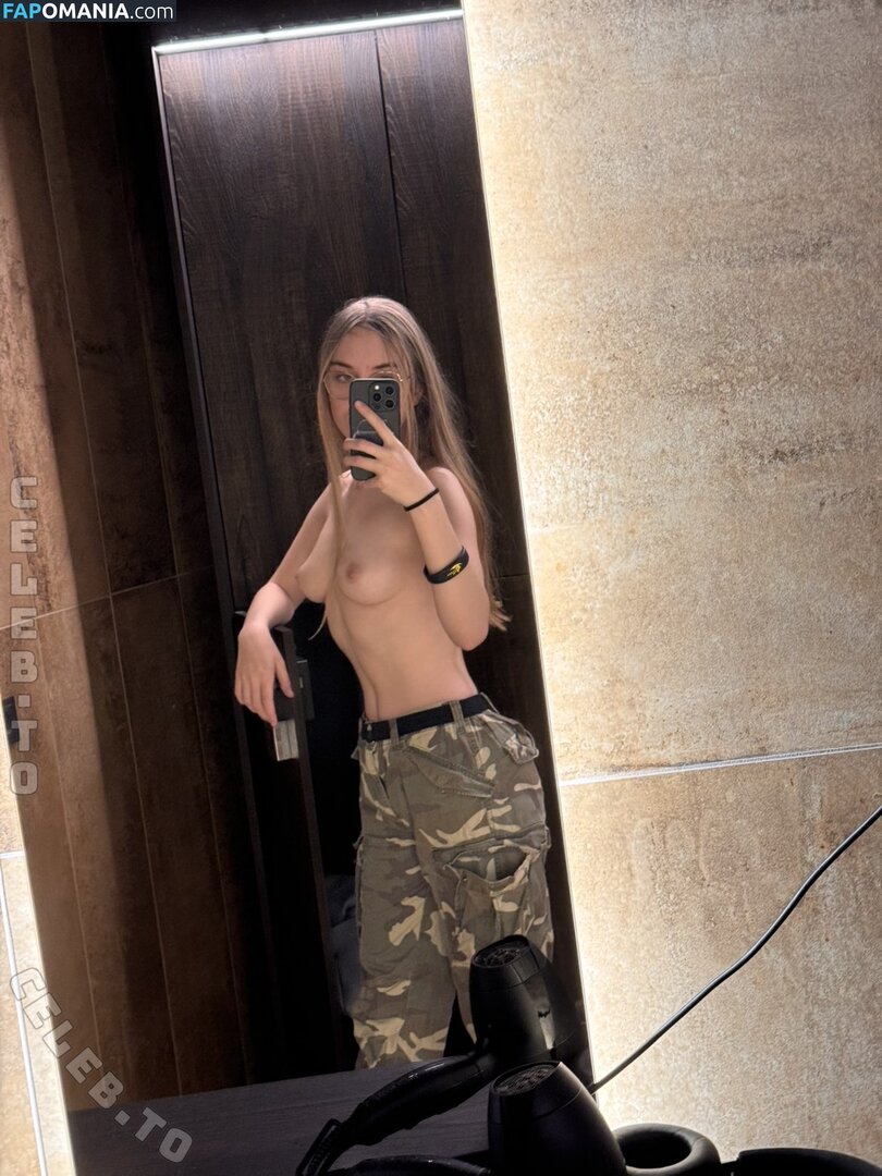 Celineiswyld / ilovee39m5 Nu OnlyFans  Foto vazada #11