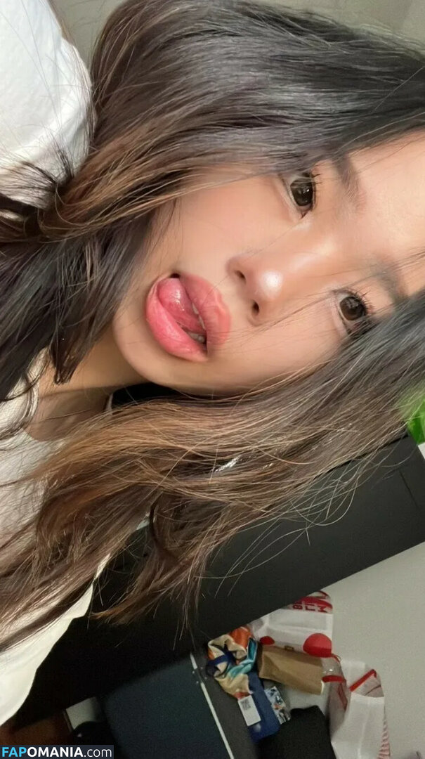 Cellow111 / annie zheng Nu OnlyFans  Foto vazada #8