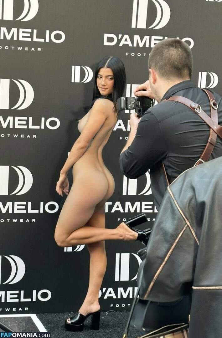 Charli D'Amelio / Charli Damelio / charlidamelio / charliesdamelio Nu OnlyFans  Foto vazada #13