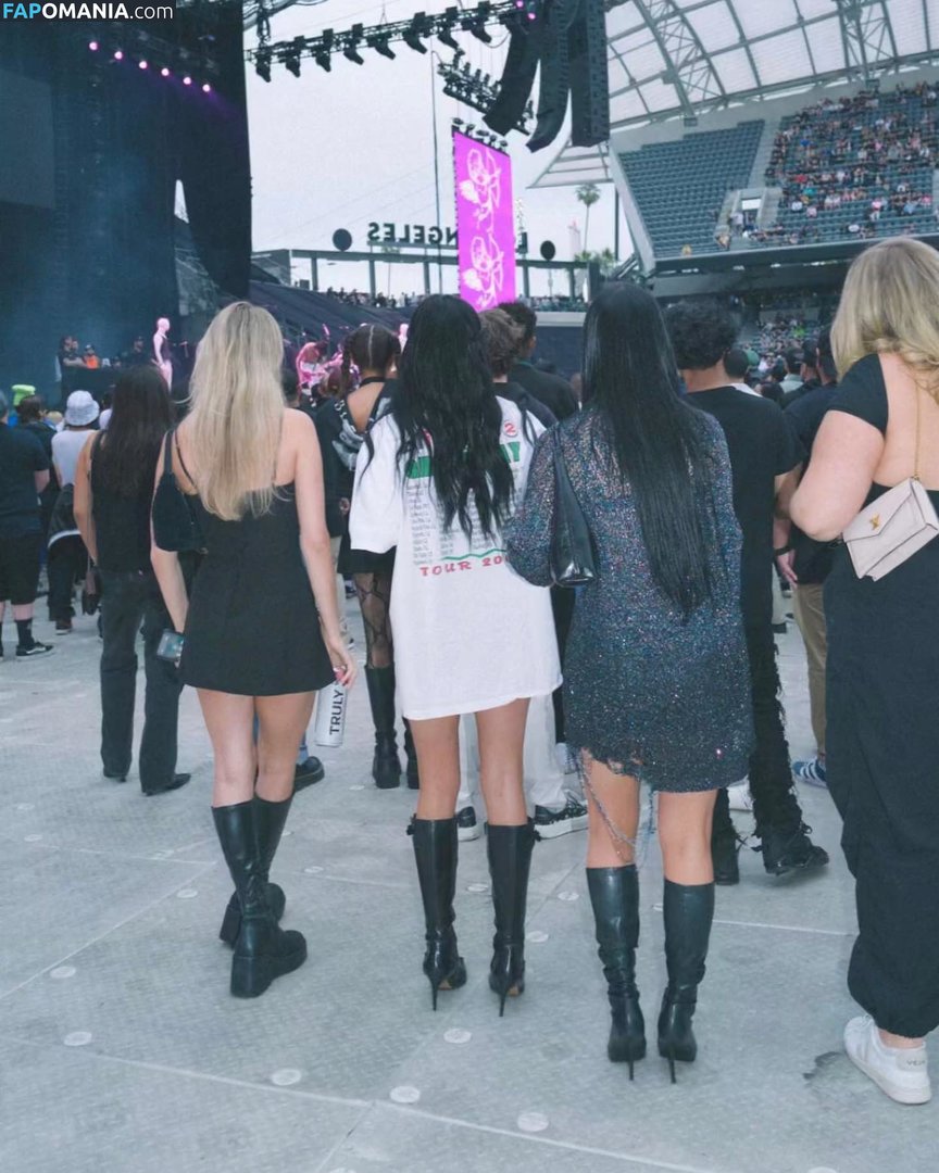 Charli D'Amelio / Charli Damelio / charlidamelio / charliesdamelio Nu OnlyFans  Foto vazada #38