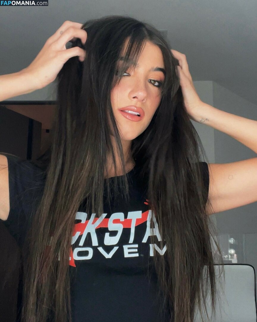 Charli D'Amelio / Charli Damelio / charlidamelio / charliesdamelio Nu OnlyFans  Foto vazada #417