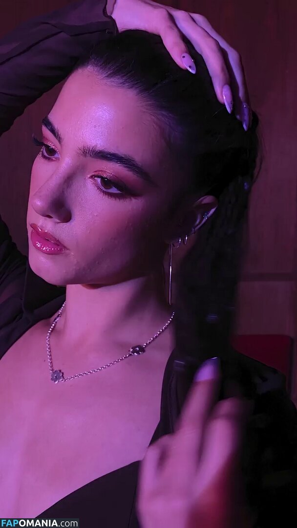 Charli D'Amelio / Charli Damelio / charlidamelio / charliesdamelio Nu OnlyFans  Foto vazada #1227