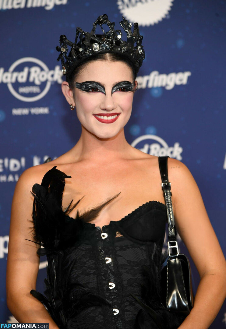 Charli D'Amelio / Charli Damelio / charlidamelio / charliesdamelio Nu OnlyFans  Foto vazada #1501