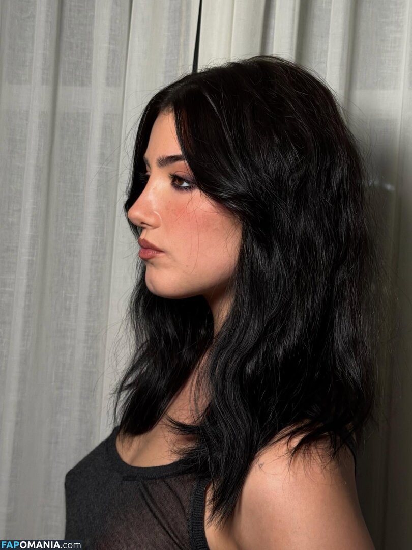 Charli D'Amelio / Charli Damelio / charlidamelio / charliesdamelio Nu OnlyFans  Foto vazada #1569