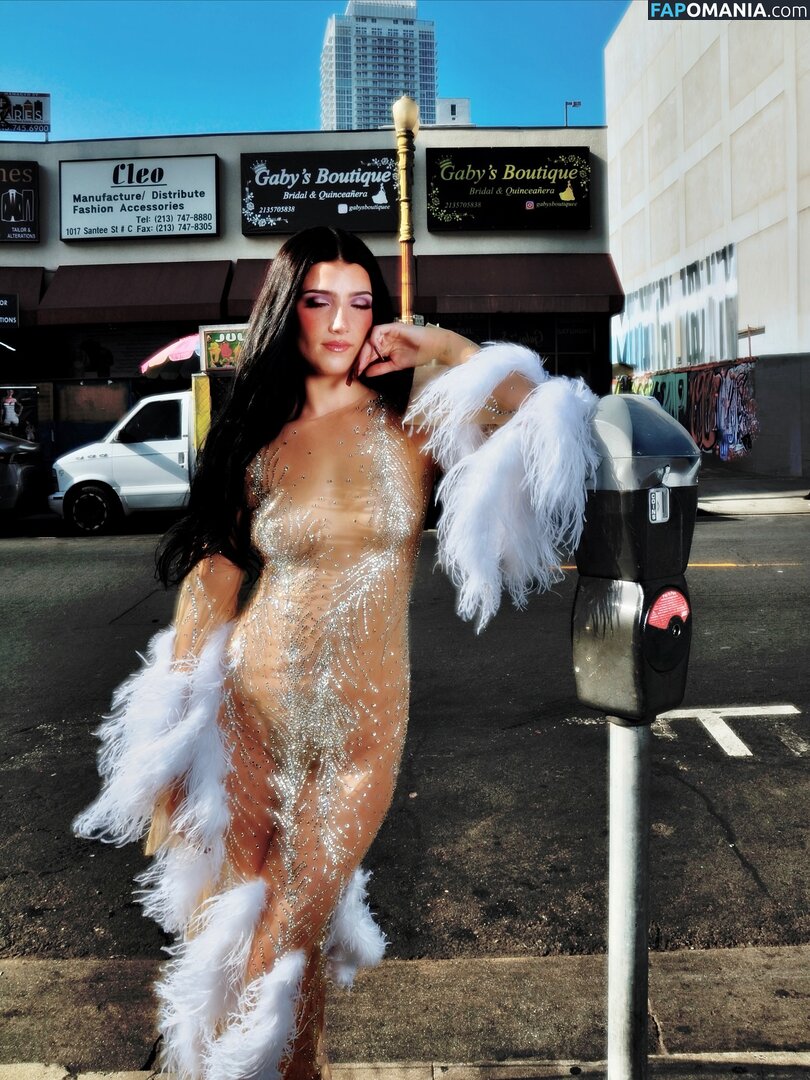 Charli D'Amelio / Charli Damelio / charlidamelio / charliesdamelio Nu OnlyFans  Foto vazada #1580