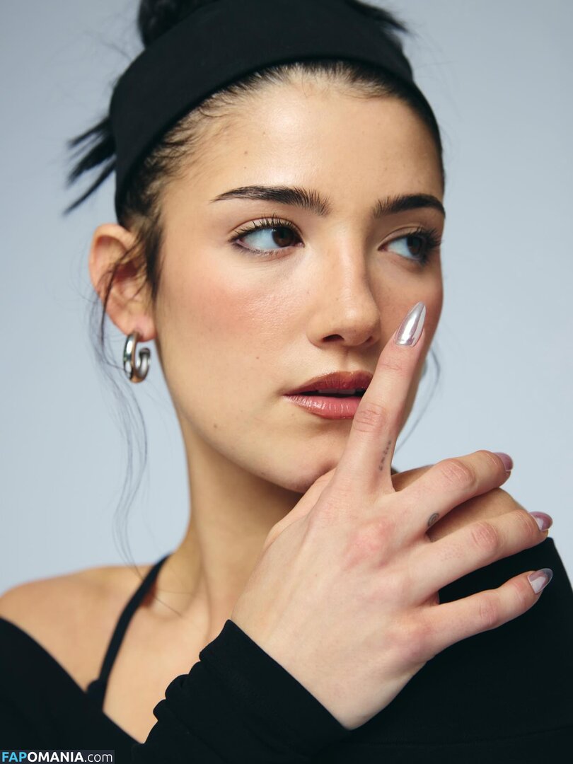 Charli D'Amelio / Charli Damelio / charlidamelio / charliesdamelio Nu OnlyFans  Foto vazada #1618