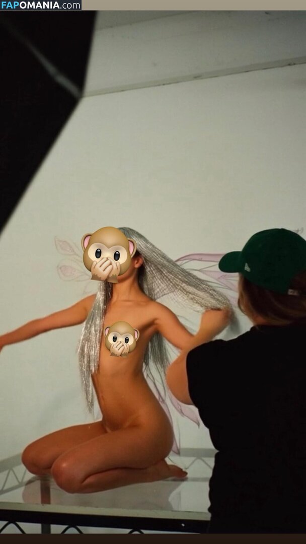 Charli D'Amelio / Charli Damelio / charlidamelio / charliesdamelio Nu OnlyFans  Foto vazada #1623