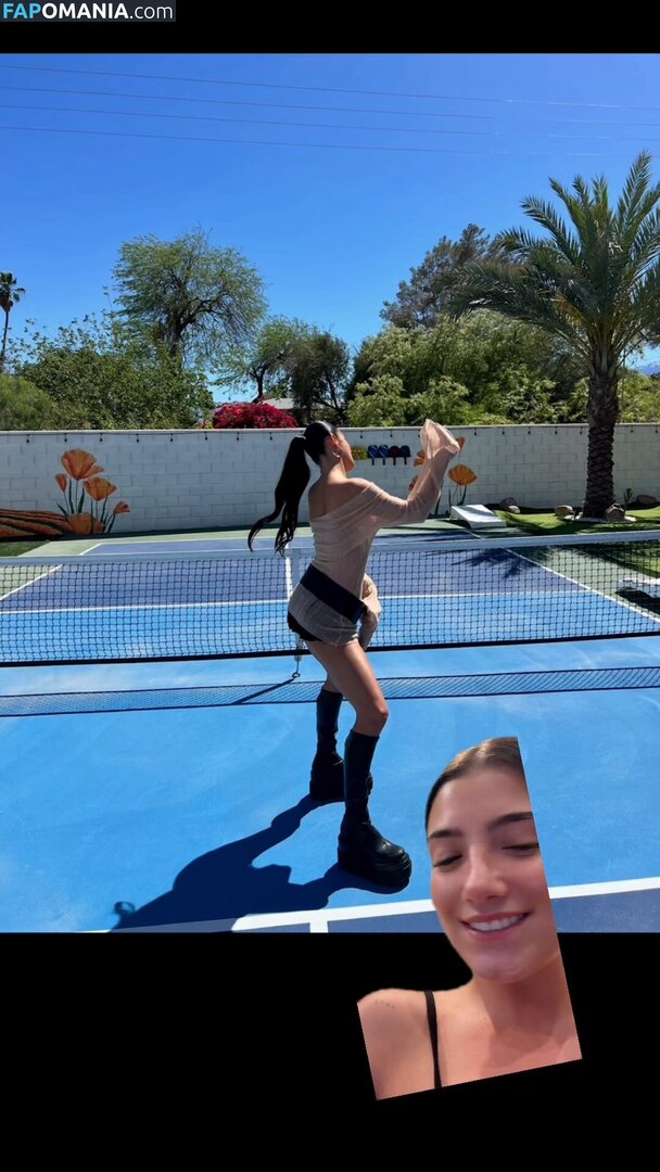 Charli D'Amelio / Charli Damelio / charlidamelio / charliesdamelio Nu OnlyFans  Foto vazada #1650