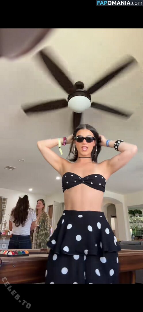 Charli D'Amelio / Charli Damelio / charlidamelio / charliesdamelio Nu OnlyFans  Foto vazada #1661