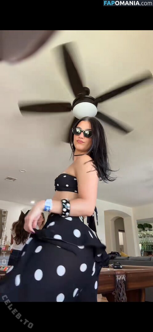 Charli D'Amelio / Charli Damelio / charlidamelio / charliesdamelio Nu OnlyFans  Foto vazada #1662