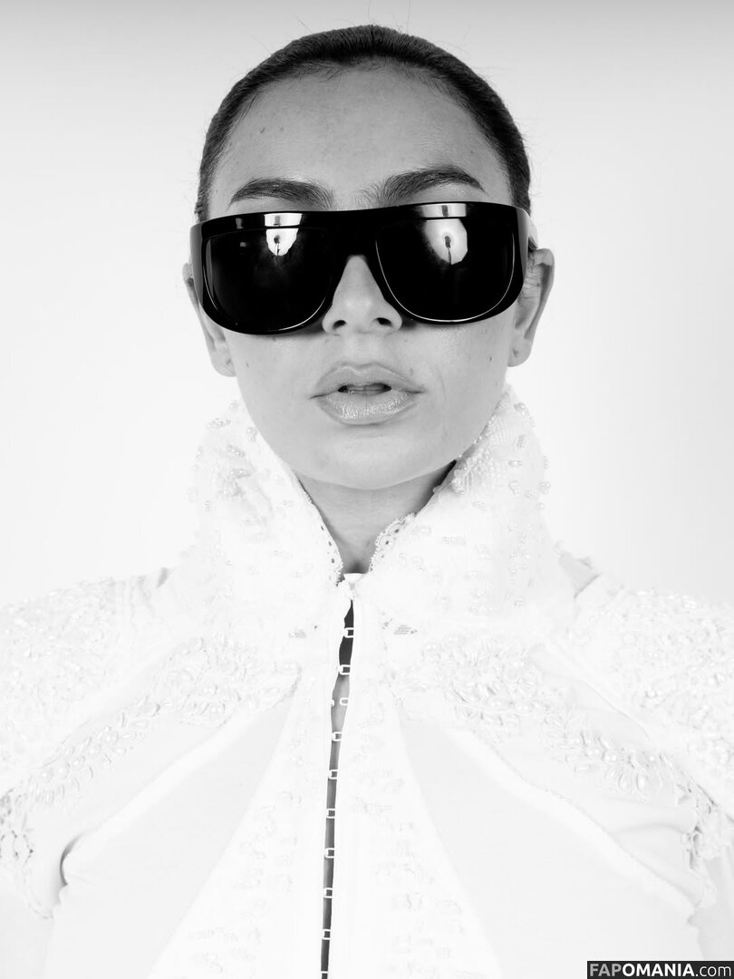 Charli XCX / charli_xcx / charlignarly / charlixcx / https: Nu OnlyFans  Foto vazada #1274
