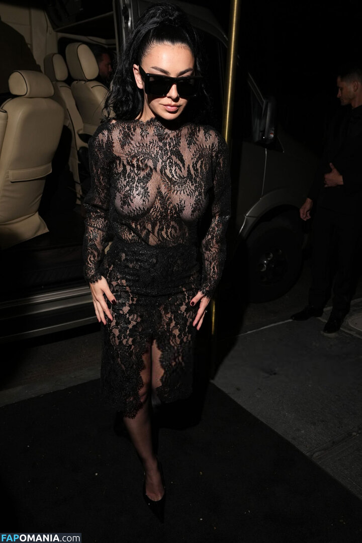 Charli XCX / charli_xcx / charlignarly / charlixcx / https: Nu OnlyFans  Foto vazada #1284